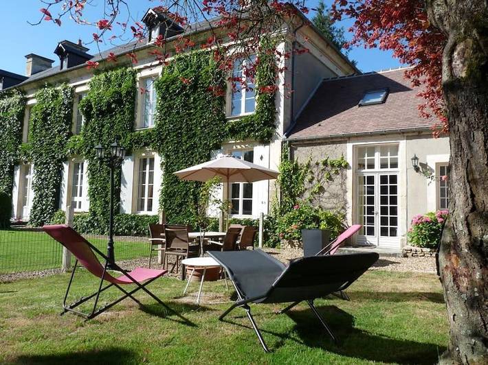 Location de vacances pour 5 personnes, avec Jacuzzi et Jardin dans Airan