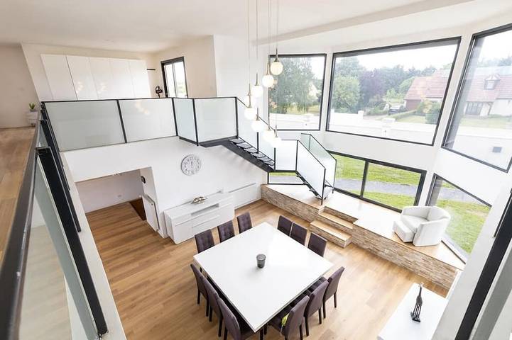 Villa pour 15 personnes, avec sauna ainsi que jacuzzi et jardin