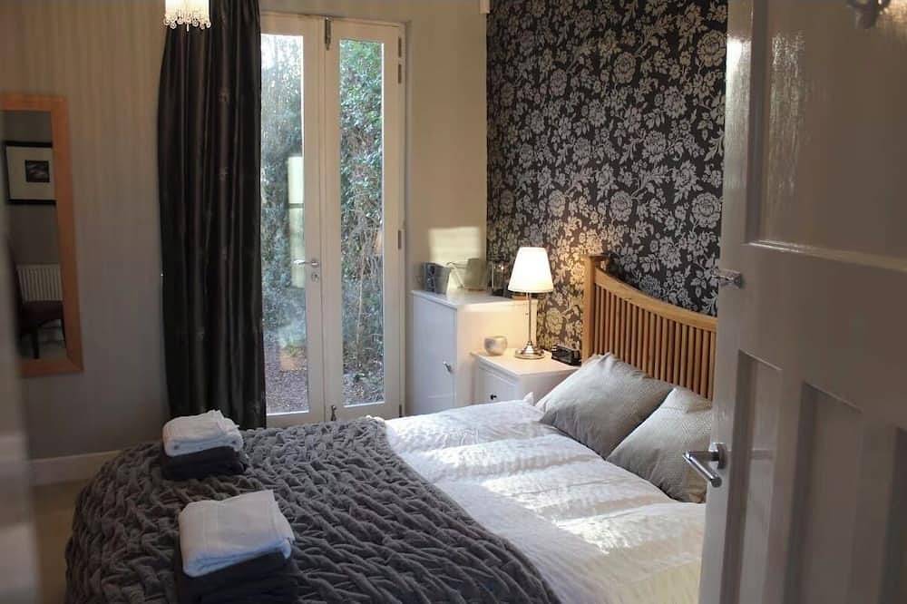 Private en-suite room, self check in (no contact) in Edinburgh, Edinburgh and Lothian