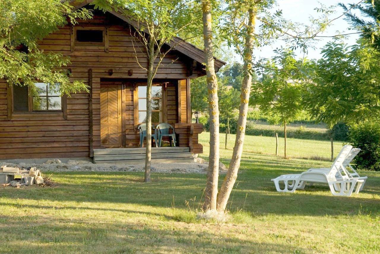Three-Bedroom Chalet in Condom, Gers