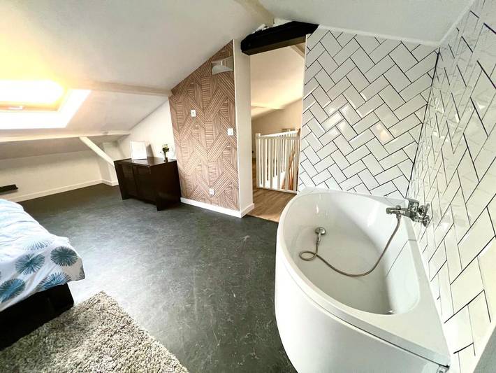 Location de vacances pour 6 personnes, avec terrasse ainsi que jardin et vue à Launaguet - 4