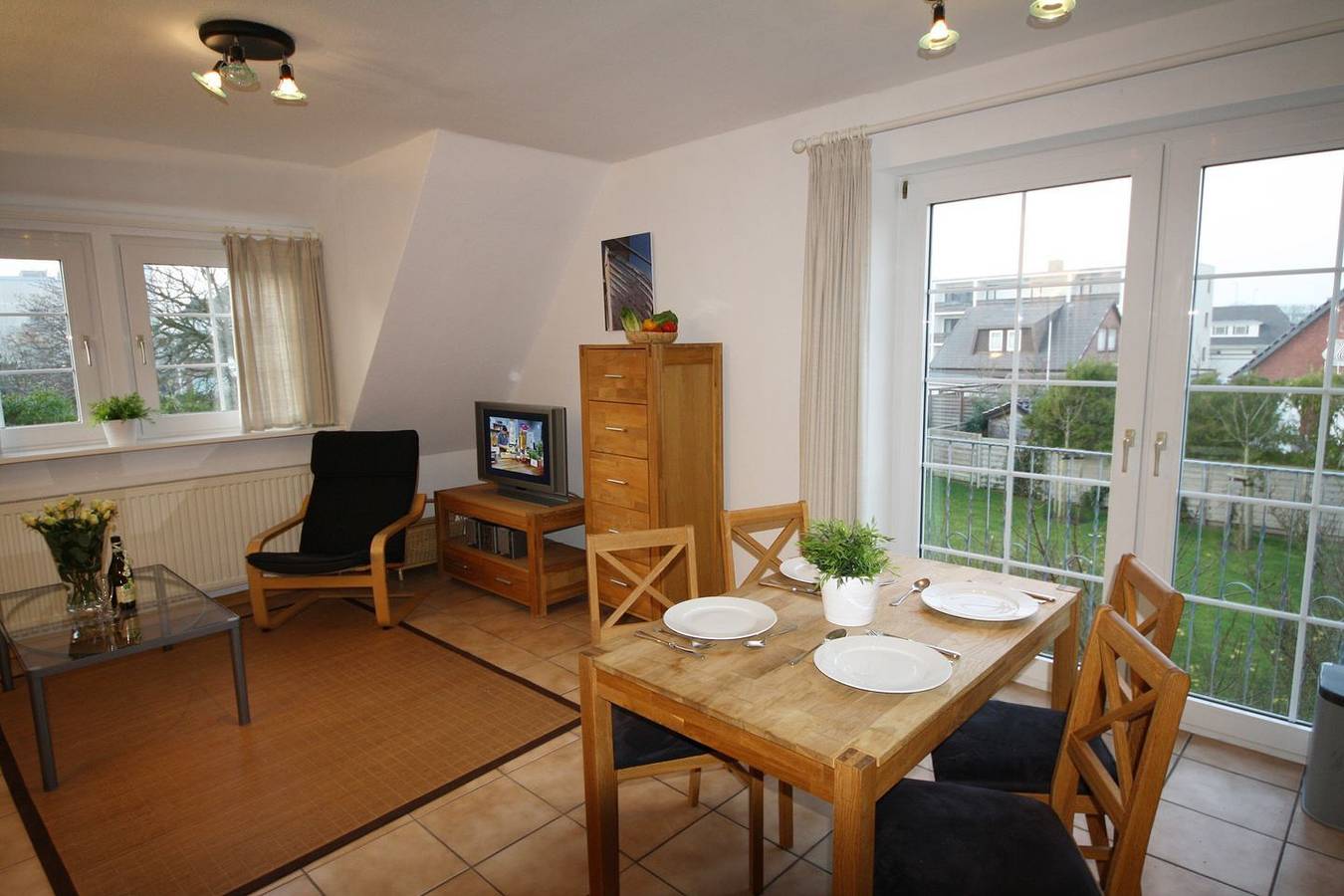 Ganze Wohnung, Lichtdurchflutete Ferienwohnung in ruhiger Lage mit Sauna in Westerland in Westerland, Sylt (Gemeinde)