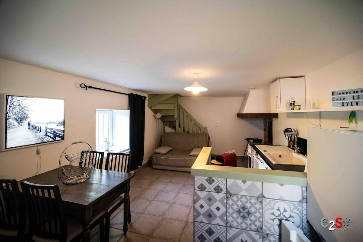 Two-Bedroom House in Cezay, Montbrison