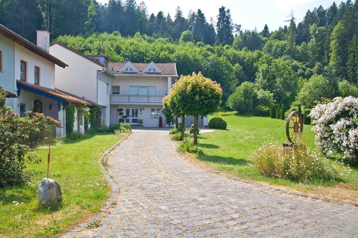 Ferienwohnung für 3 Personen, mit Balkon und Terrasse