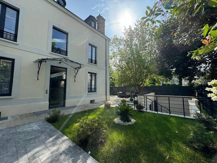Appartement de vacances pour 4 personnes, avec jardin et terrasse, animaux acceptés
