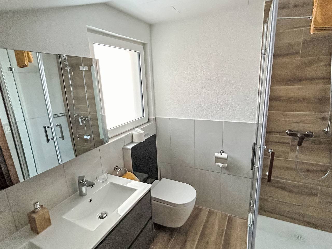 Ganze Wohnung, Chalet Sunstar Gross in Saas-Grund, Walliser Alpen