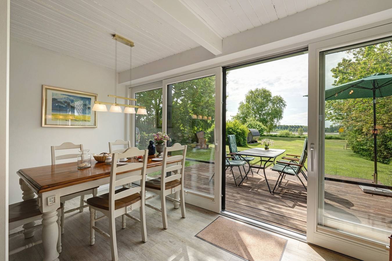 'Ferienhaus Schleiblick' mit Fasssauna, privater Terrasse und Wi-Fi in Gunneby, Ulsnis