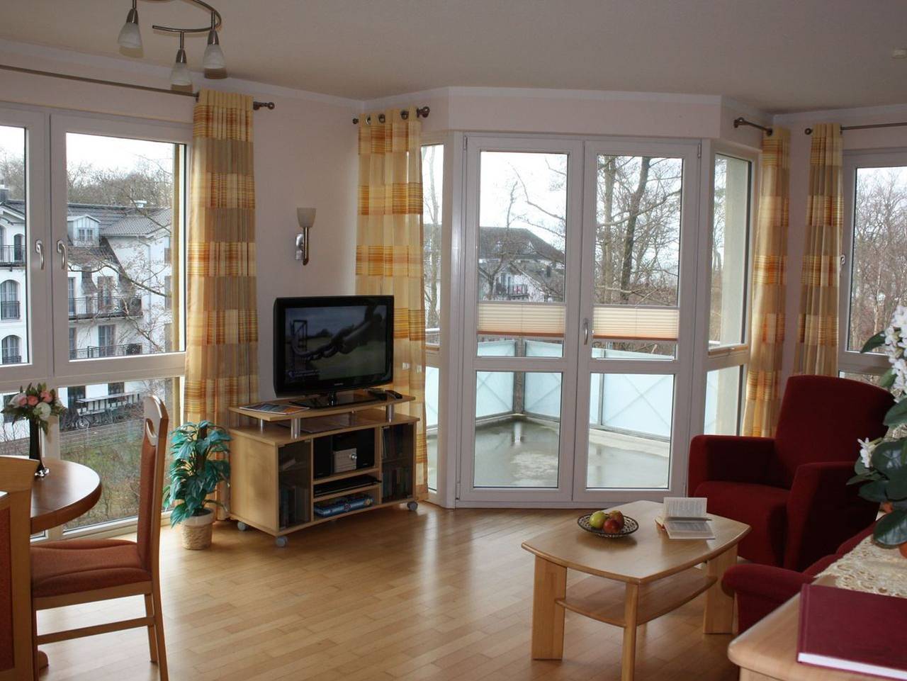 Ganze Ferienwohnung, Ferienwohnung i24 - strandnahe 3-Zimmer-Fewo im 3.Og für 4 Pers. mit Wlan in Müritzer Wiesen, Graal-Müritz