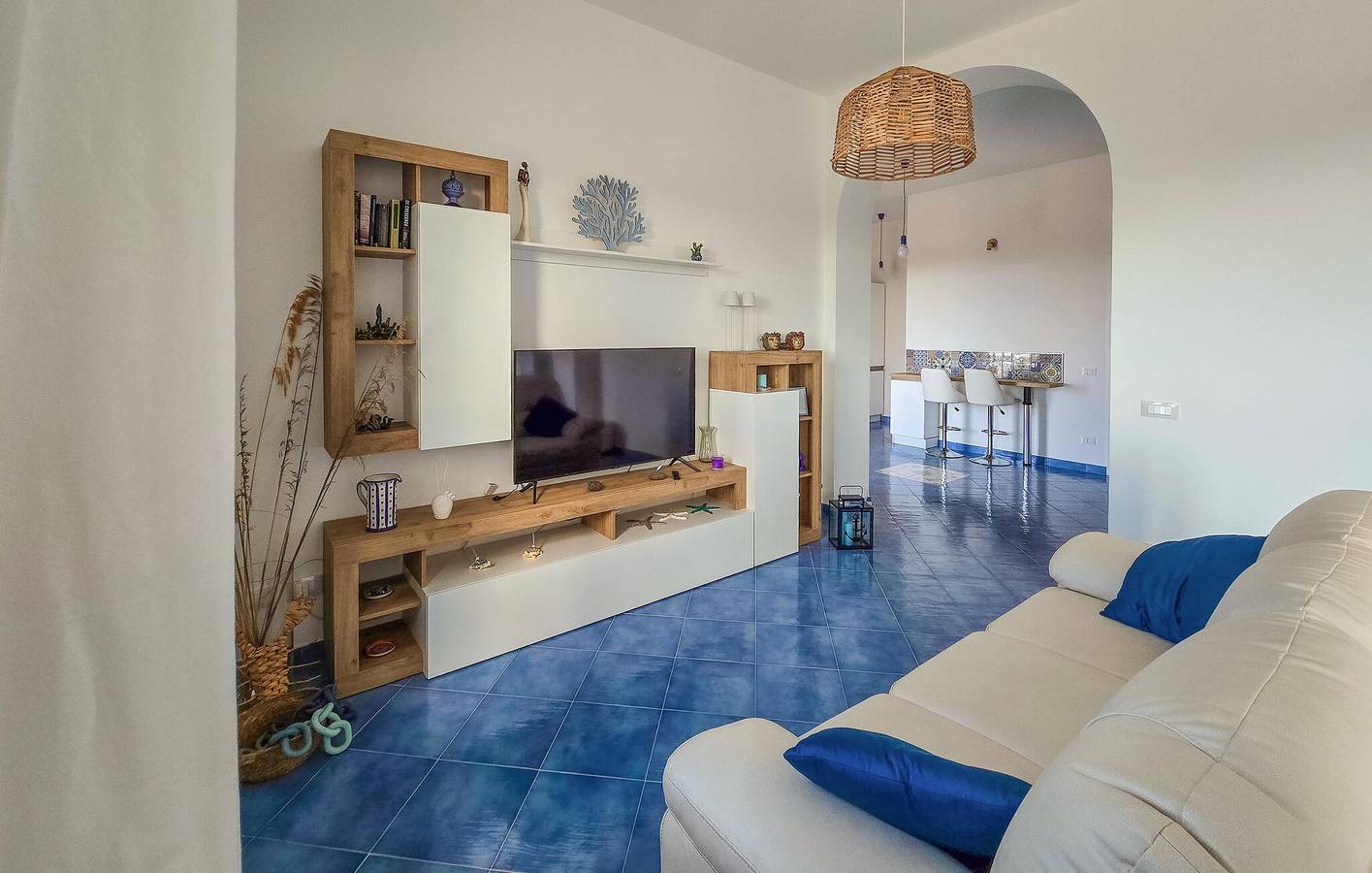 Accogliente appartamento con vista mare, Wi-Fi, parcheggio e terrazza in Menfi, Provincia di Agrigento
