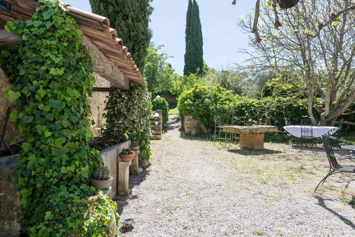 Chambre d’hôte pour 4 personnes, avec piscine ainsi que vue et jardin à Malaucène - 3