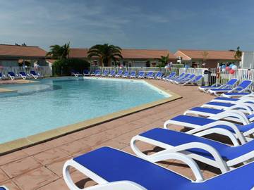 Gîte pour 4 personnes, avec terrasse ainsi que sauna et piscine, animaux acceptés à Sallèles-d'Aude