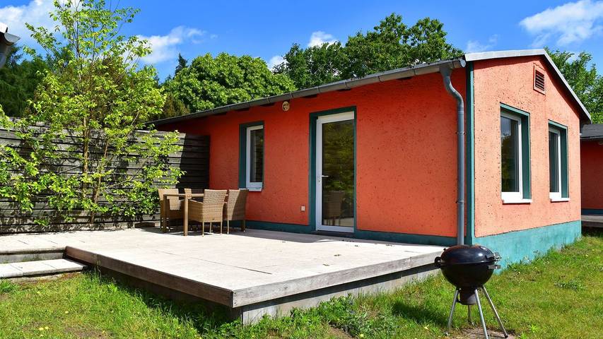 Ferienhaus für 4 Personen, mit Terrasse und Pool, mit Haustier in Lohmen