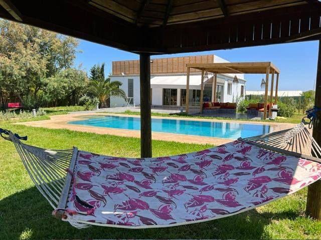 Ferienhaus für 7 Personen, mit Ausblick und Garten sowie Pool - 1