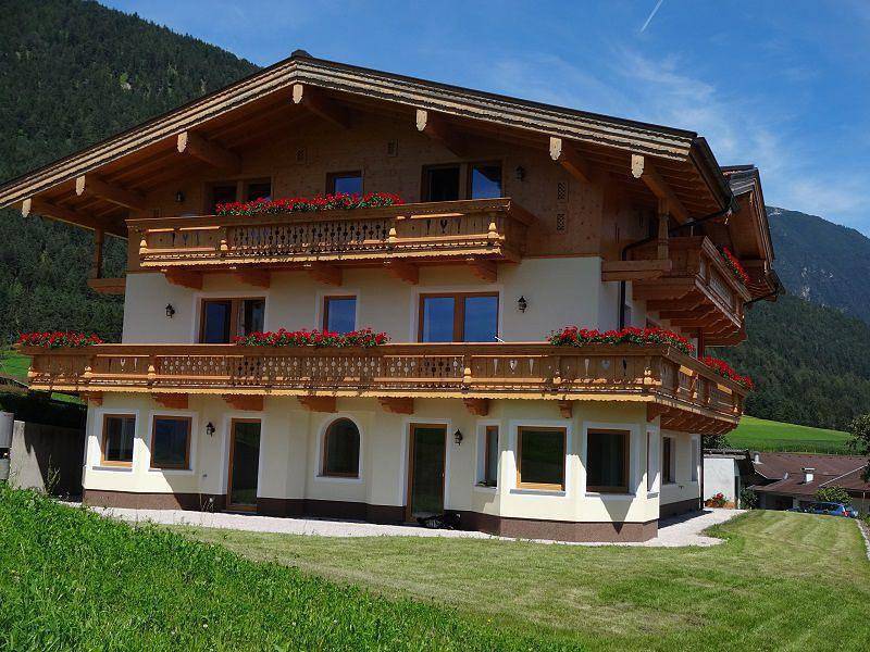 Ganze Ferienwohnung, Ferienwohnung Karwendelblick in Terfens, Bezirk Schwaz