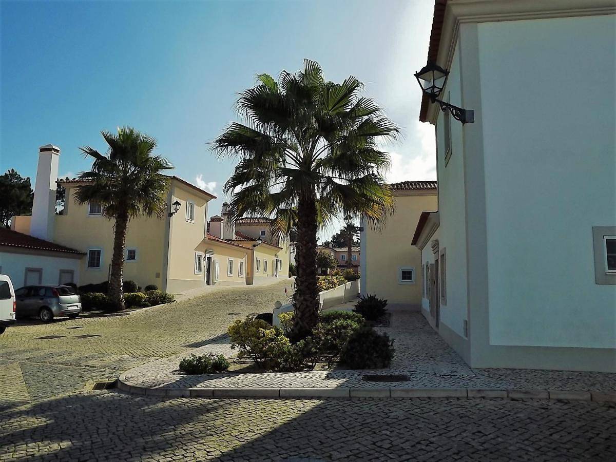 Two-Bedroom Apartment in Amoreira, Leiria distrito