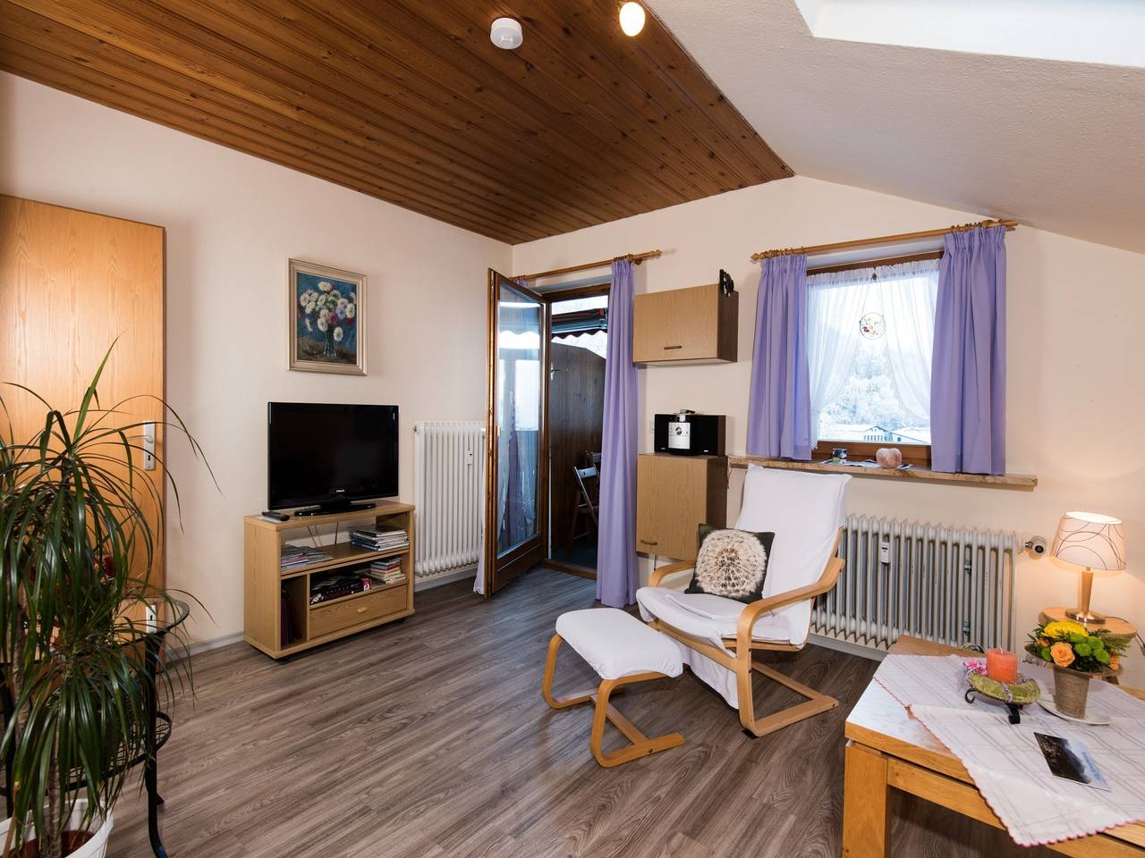 Ganze Ferienwohnung, Ferienwohnung Tichy - Ferienwohnung 45qm für 2 Personen - separates Schlafzimmer, Balkon in Berchtesgaden, Berchtesgadener Alpen