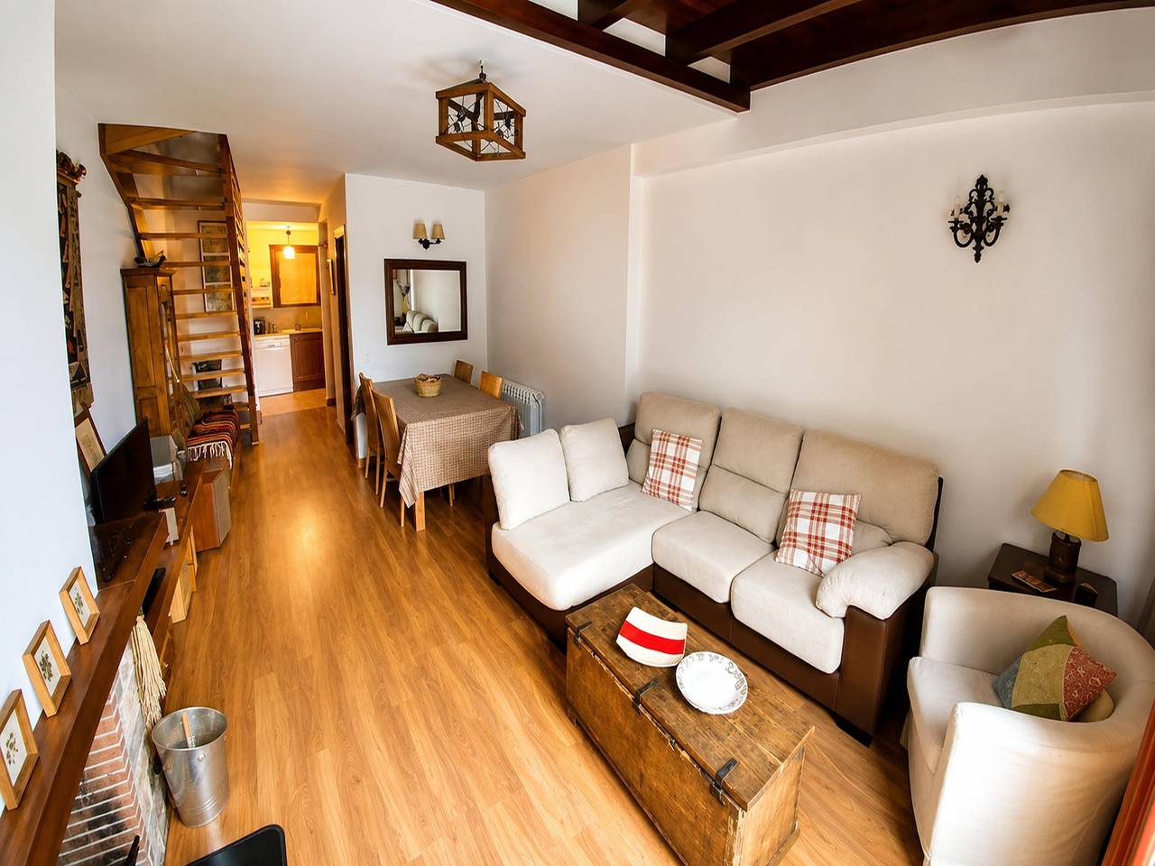 Casa La Pica with access to the garden in Àreu, Alins