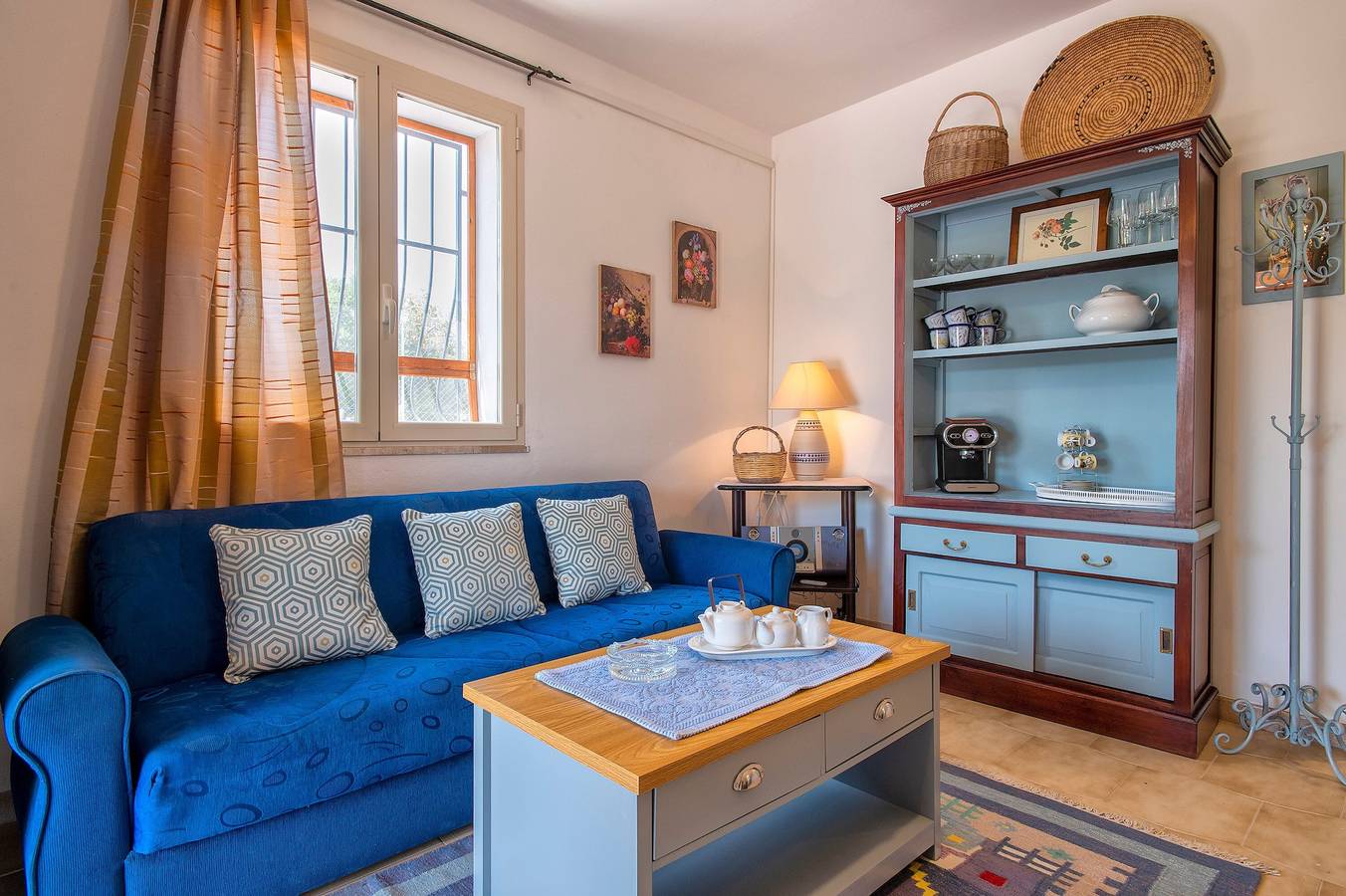 Chalet « La Vallée des Oliviers » avec vue montagne, Wi-Fi et climatisation in Sorso, Province de Sassari