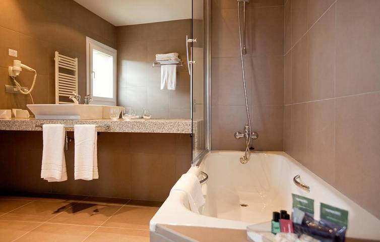 Hotel para 2 personas, con jardín en Navarra - 2