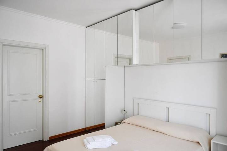 Ganze Wohnung, Vacation rental on Via Jappelli in Abano Terme. Free Wi-Fi in Abano Terme, Euganeische Hügel