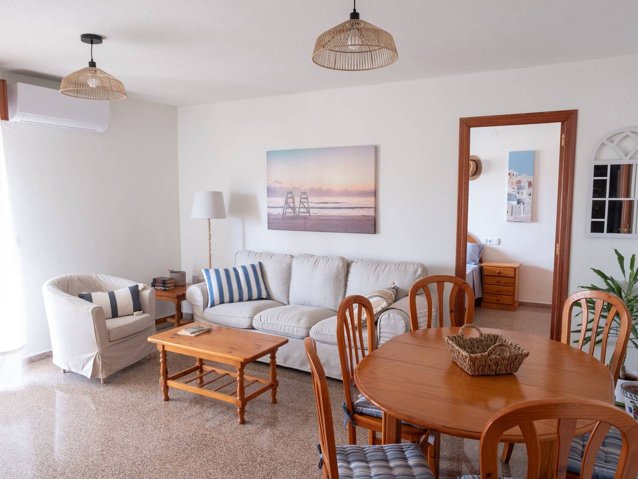 Hel leilighet, Bright apartment with pool and parking in Xeraco Playa in Playa Xeraco, Xeraco