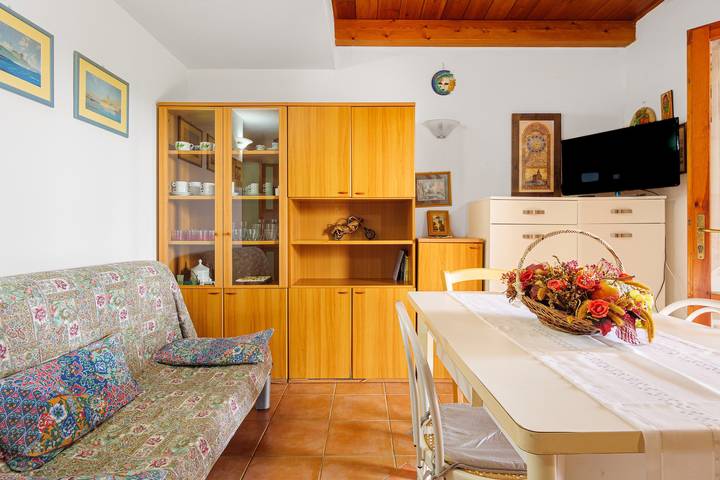 Villa 'Villino Grazia 2' avec terrasse privée, jardin et climatisation in San Teodoro, Olbia-Tempio