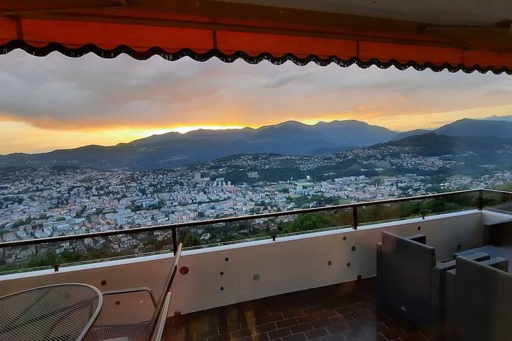 Apartamento de vacaciones para 4 personas, con piscina además de sauna y balcón - 1