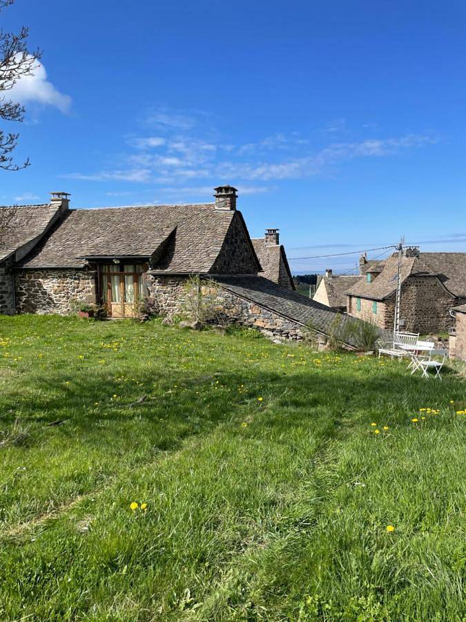 Location de vacances pour 4 personnes, avec jardin et vue à Saint-Chély-d'Aubrac - 4