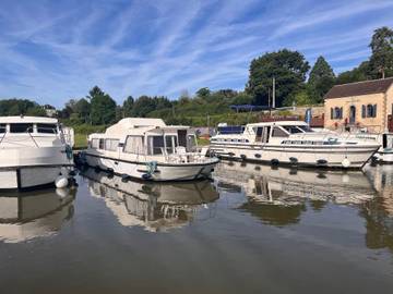 Péniche pour 8 personnes, animaux acceptés dans Nièvre
