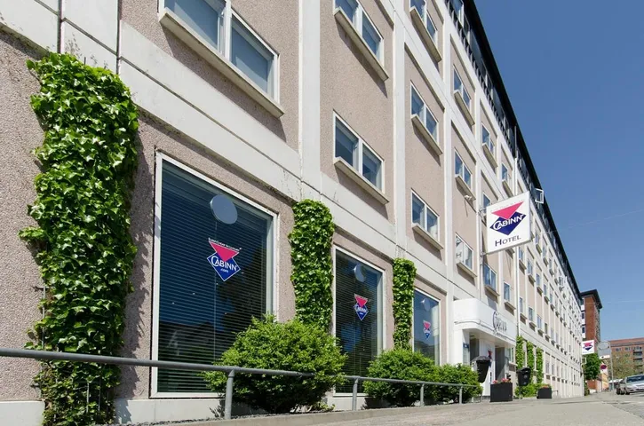 Hotel für 2 Personen - 1