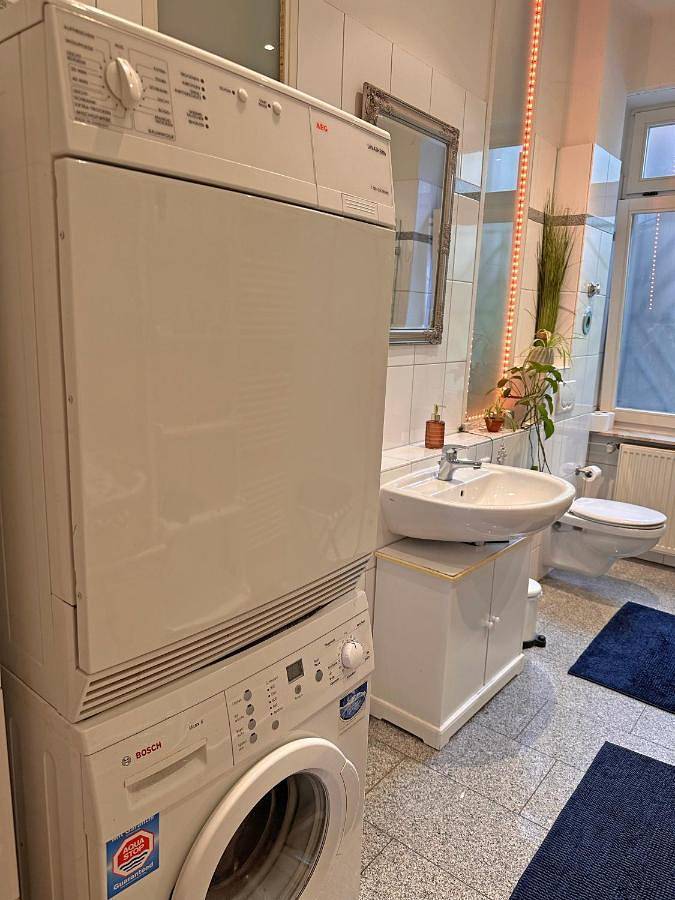 Ganze Wohnung, Mediterrane Eg-Wohnung / Basf-Nähe / 650mbit Wlan in Ludwigshafen, Kurpfalz