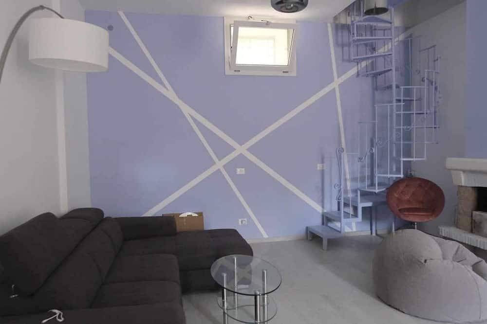 Aurelia Holiday Home, 13min port, 10min beach, 2min Borgo Corricella in Procida, Neapel Provinz