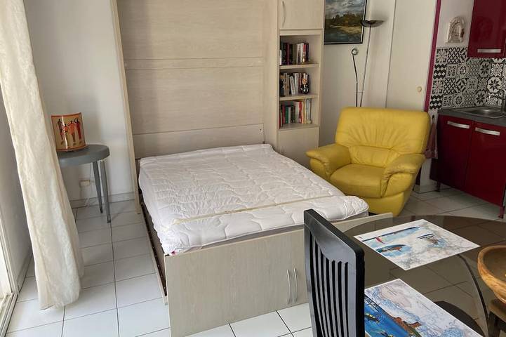 Gîte pour 4 personnes, avec piscine et terrasse dans Plage du Val Fleuri - 3