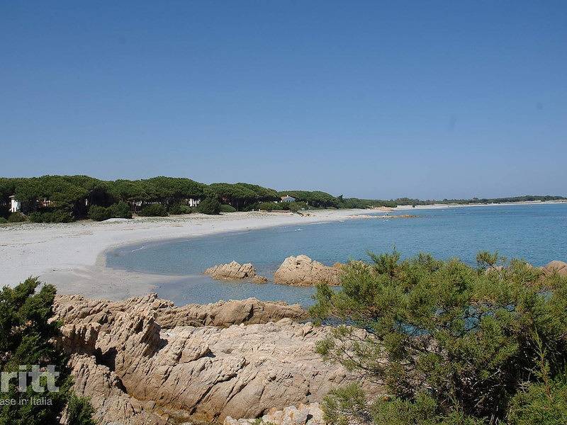 Casa vacanza per 7 persone con terrazza in Cala Ginepro, Orosei