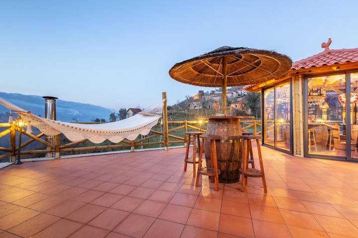 Location de vacances pour 2 personnes, avec Balcon et Terrasse ainsi que Jardin et Piscine à Celorico de Basto - 4