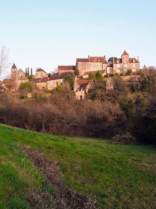 Appartement entier, Two-Bedroom Apartment in Milhac, Quercy