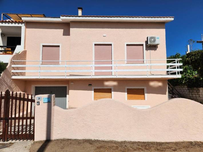 Ferienhaus für 5 Personen, mit Garten und Ausblick