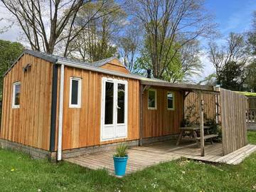 Mobil home pour 2 personnes, avec jardin à Priziac