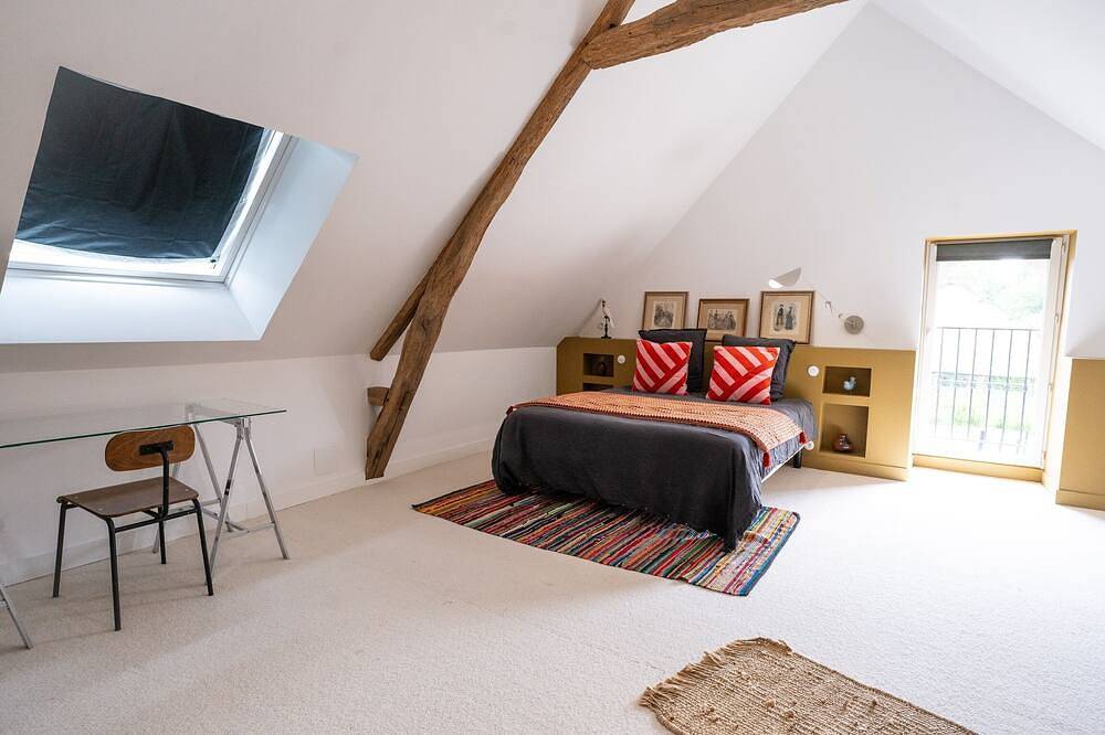Renovated Longere Design, With Garden, 1H30 From Paris, Charming Village On Foot in Montargis und Umgebung