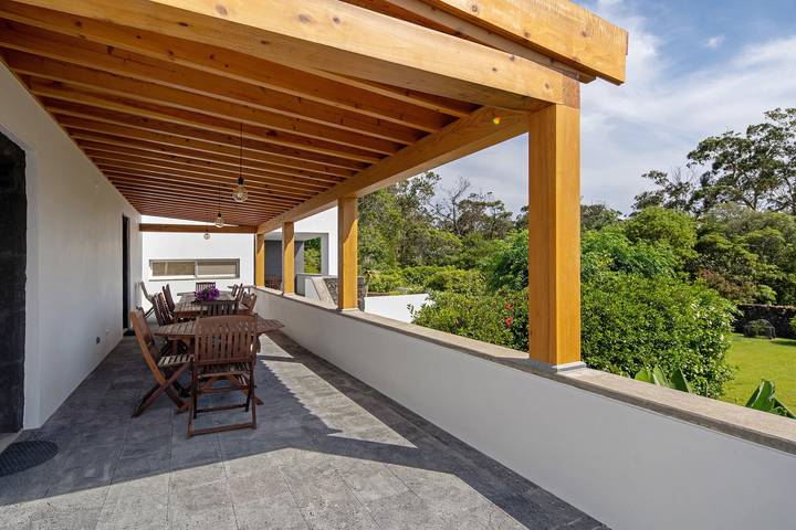 Habitaciones dobles con vistas y acceso al jardín privado, Wi-Fi y aire acondicionado in Isla de San Miguel, Rosto do Cão (Livramento)