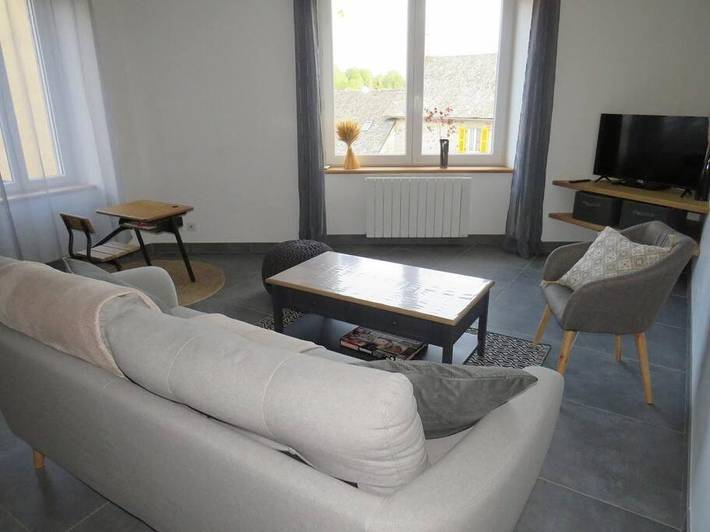Gîte pour 5 personnes, avec balcon à Soulages-Bonneval - 4