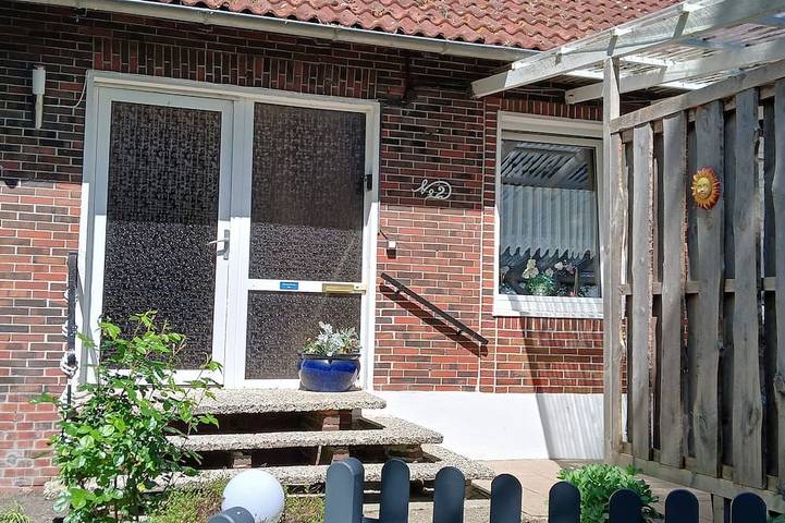 Ferienhaus für 4 Personen, mit Garten in Hinte
