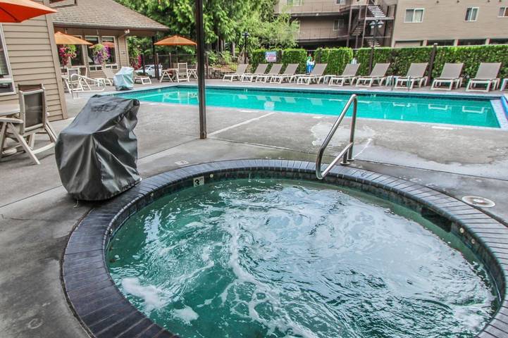 Apartamento de vacaciones para 6 personas, con piscina y sauna además de jardín y balcón - 1