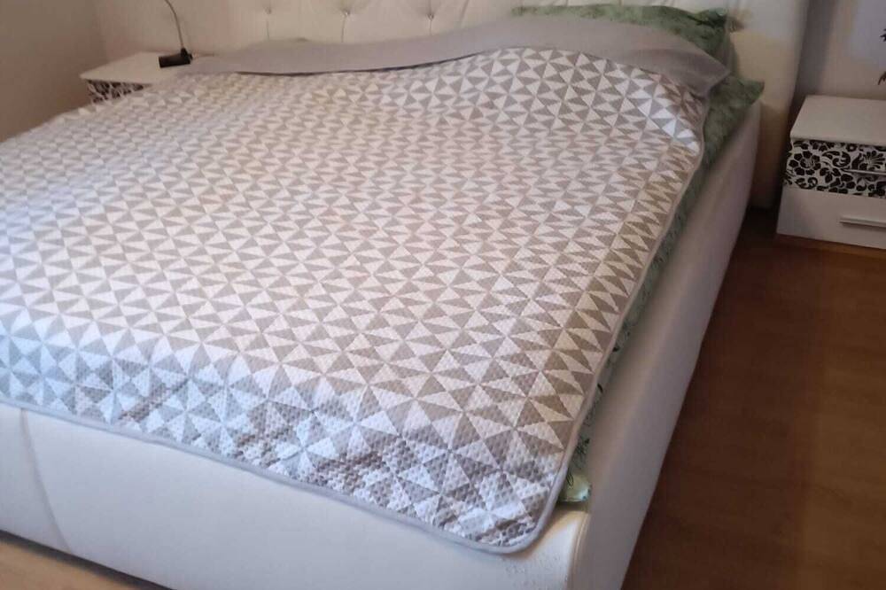 Ganze Wohnung, Gemütliche Ferienwohnung auf dem Land in Wertheim, Taubertal