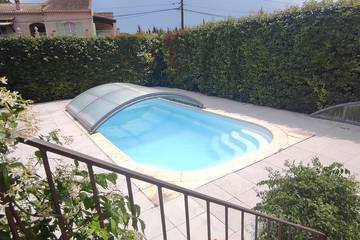 Location de vacances pour 5 personnes, avec jardin et jacuzzi à Pélissanne