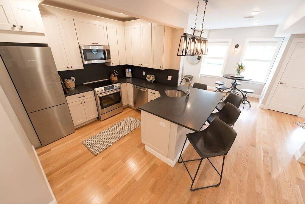 Ganze Wohnung, 3 Beautiful Bedrooms and Open Living Area in Newport, Newport County