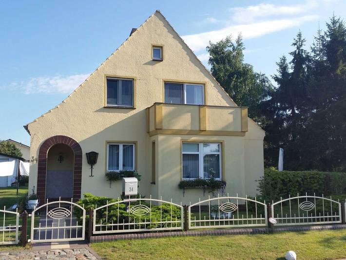 Ferienwohnung für 5 Personen, mit Terrasse und Garten sowie Seeblick in Bernsteinbäder - 2