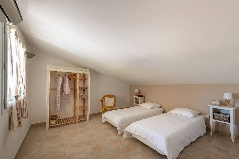 Gîte à la ferme: Des Vacances Autrement! in Lauris, Parc naturel régional du Luberon