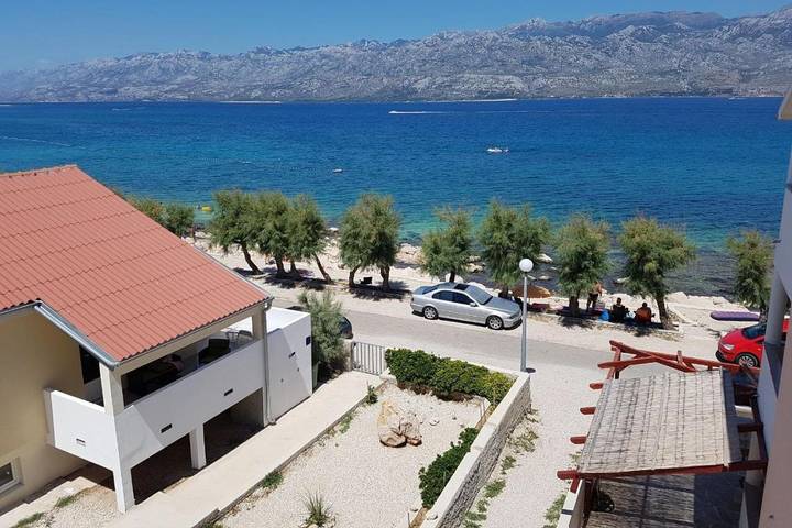 Ferienhaus für 6 Personen, mit Terrasse, mit Haustier in Razanac