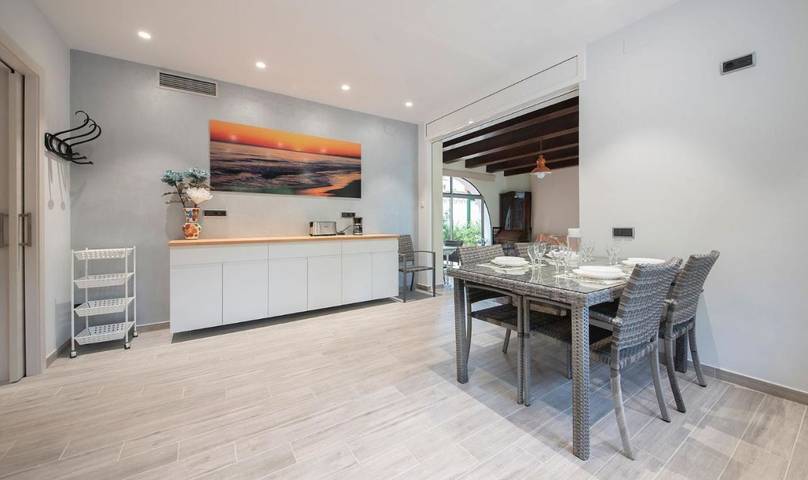 Casa rural para 6 personas, con piscina además de jardín y terraza en Bajo Penedés - 4